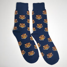 Load image into Gallery viewer, Bears, Leopards, Tigers and Wolves Socks