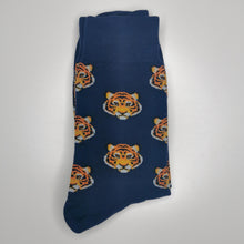 Load image into Gallery viewer, Bears, Leopards, Tigers and Wolves Socks