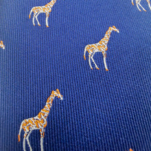 Load image into Gallery viewer, Giraffes Tie
